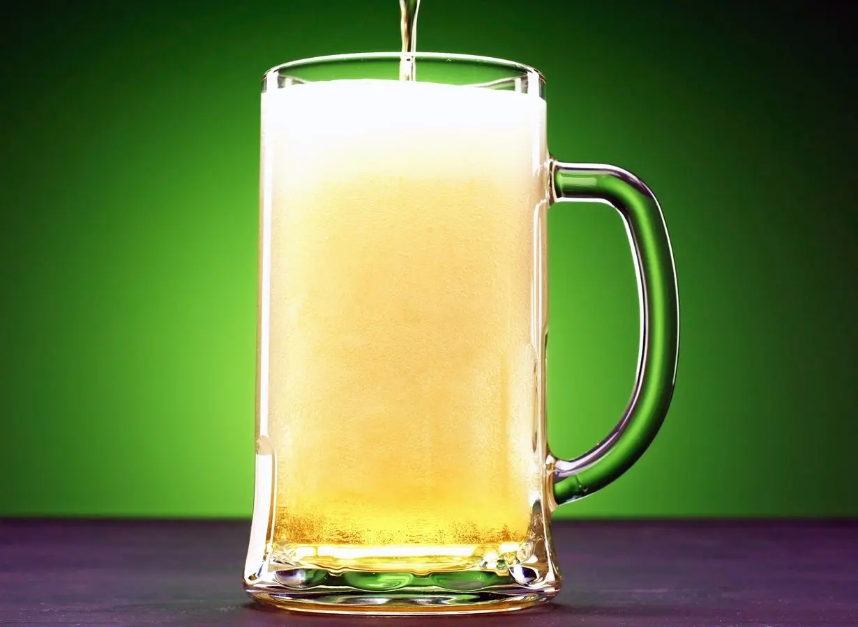 Cerveja de cannabis (2).jpg