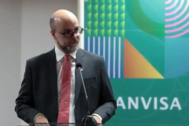 Leandro Safatle, durante cerimônia de posse como novo diretor-presidente da Agência Nacional de Vigilância Sanitária (Anvisa). Foto: Antonio Cruz/Agência Brasil